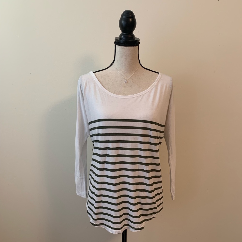 Gap • White/Green Striped Top